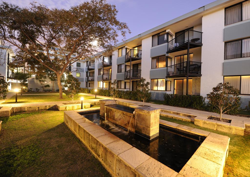 Lodestar Waterside Apartments Perth Bagian luar foto