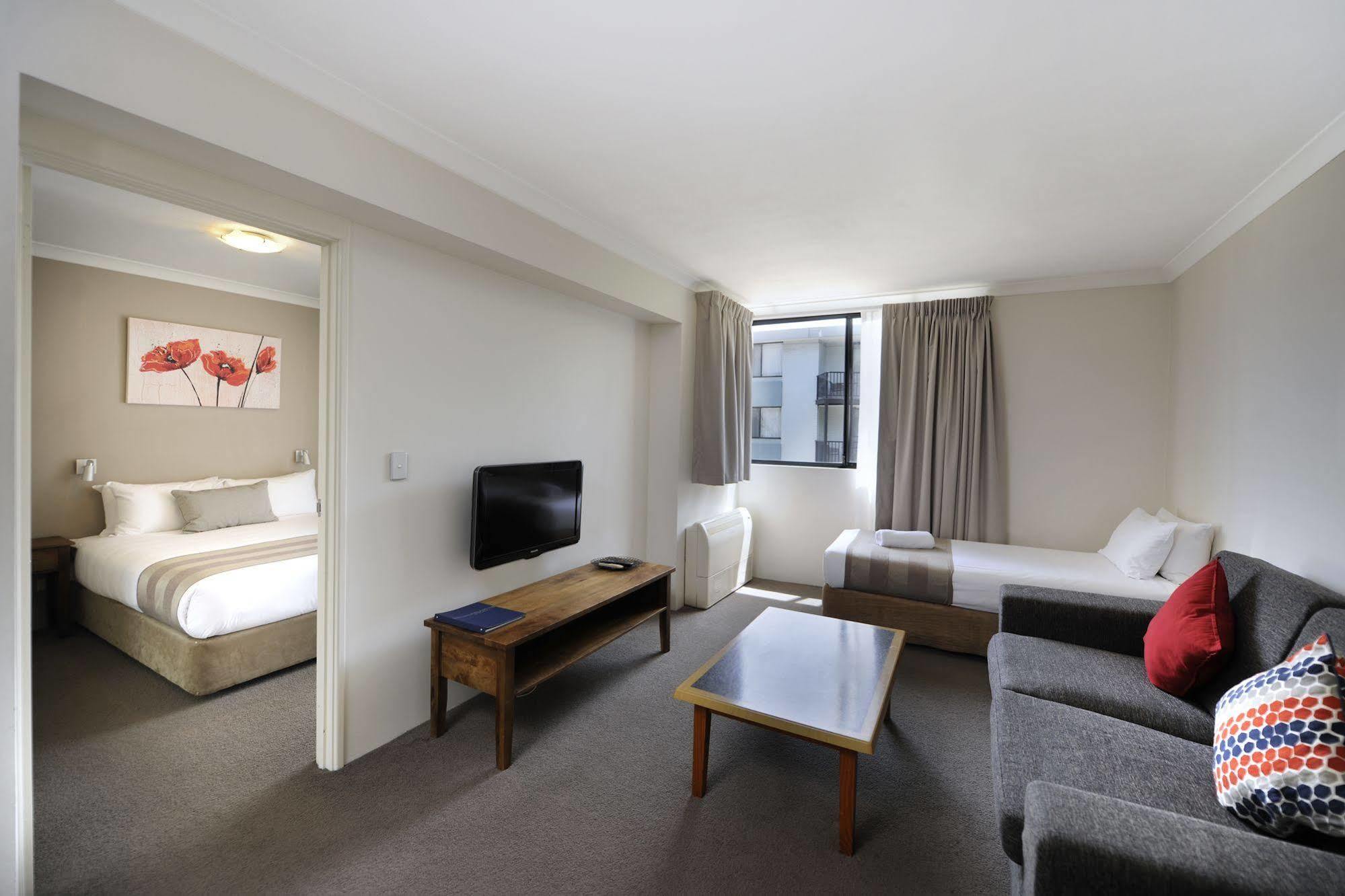 Lodestar Waterside Apartments Perth Bagian luar foto