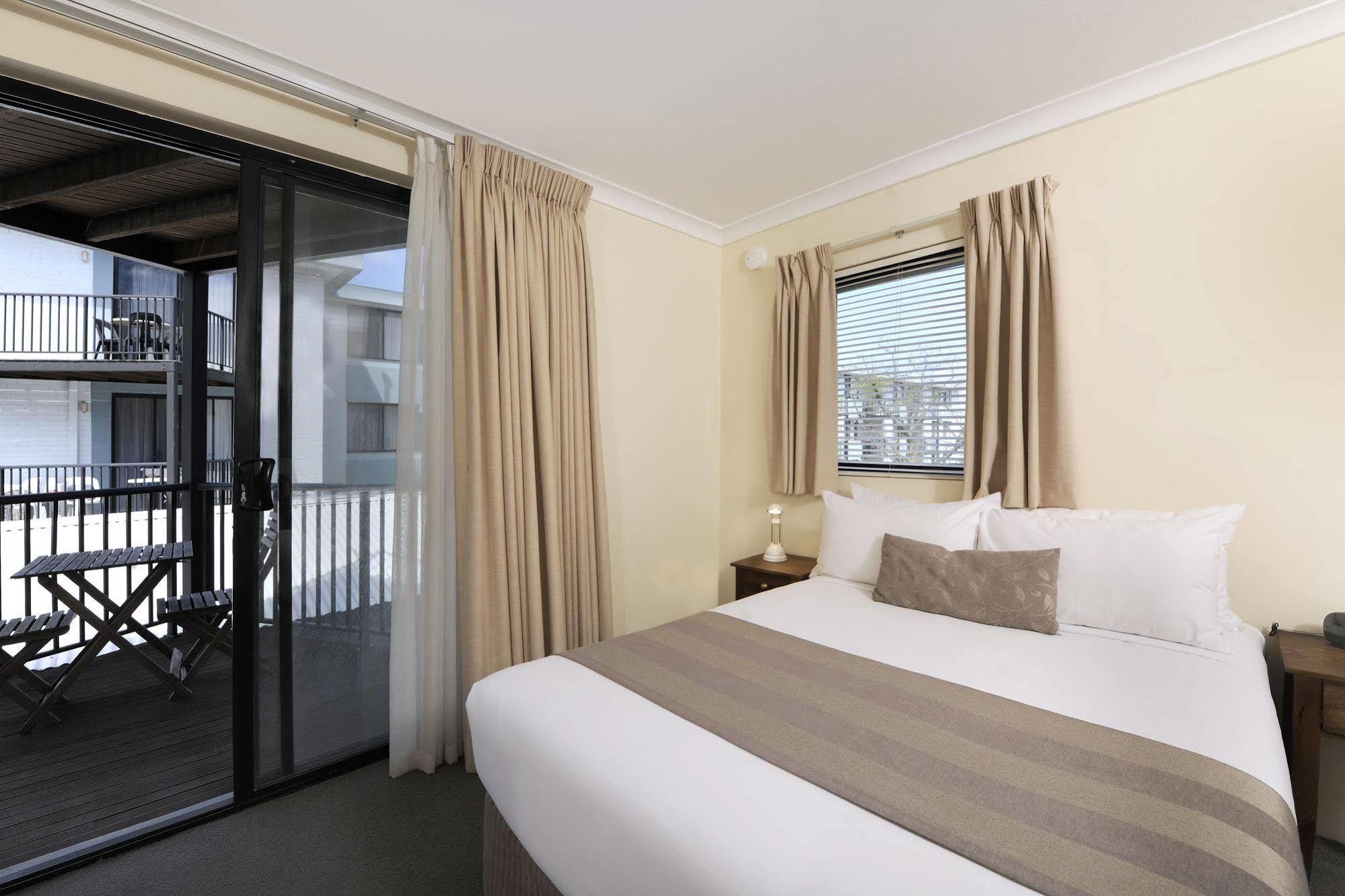 Lodestar Waterside Apartments Perth Bagian luar foto