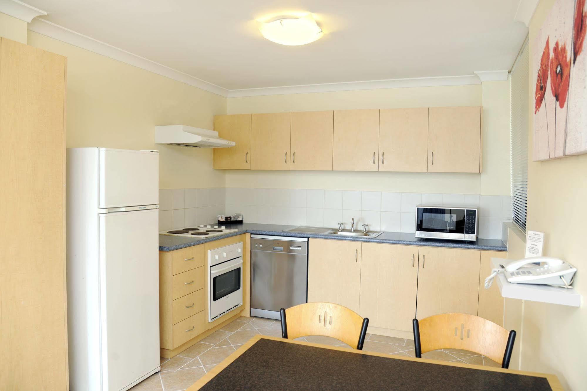 Lodestar Waterside Apartments Perth Bagian luar foto